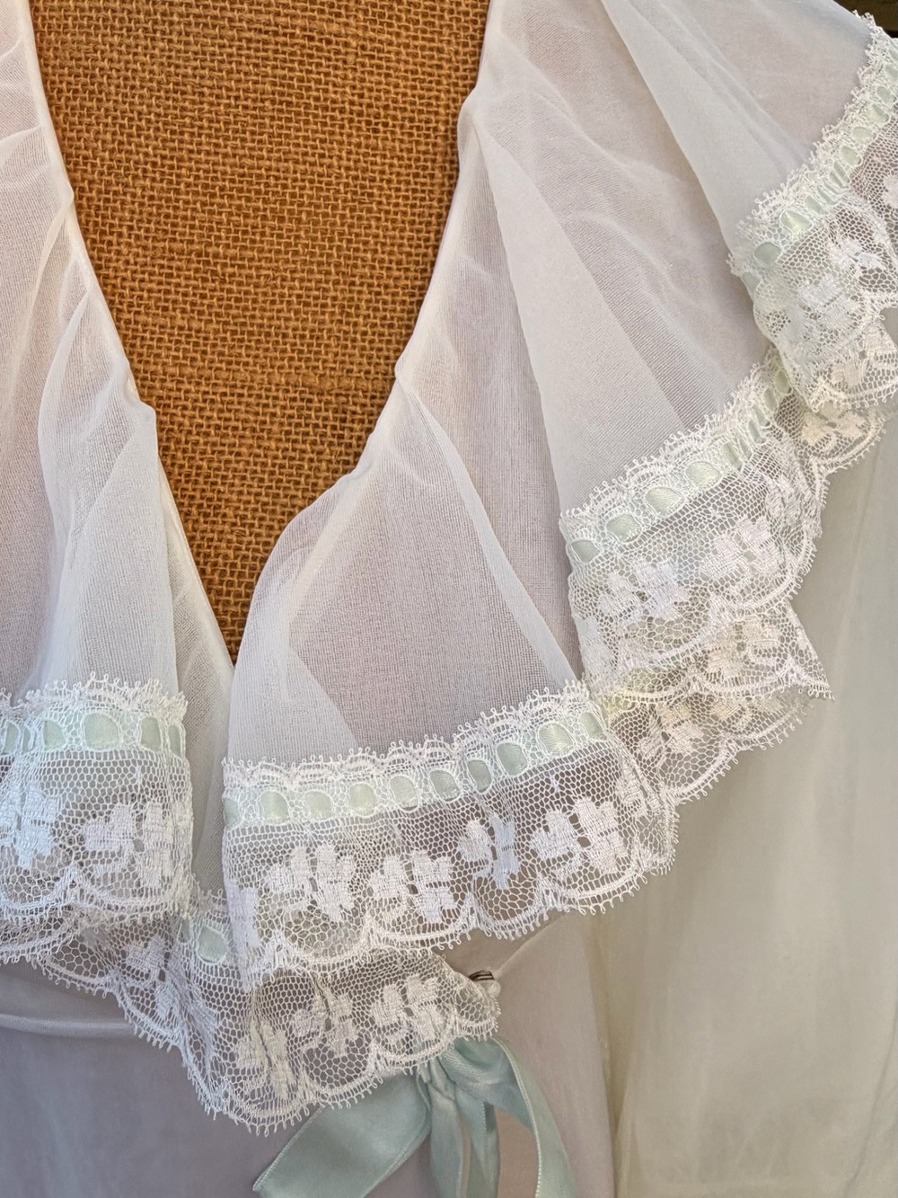 Vintage Shadowline White Sheer Nylon Peignoir Robe 1980s - Picture 6 of 16